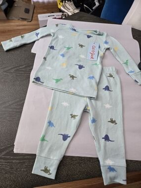 Cat & Jack Baby Boys 2-Piece Dinosaur Pajama Set Size 12M NWT
